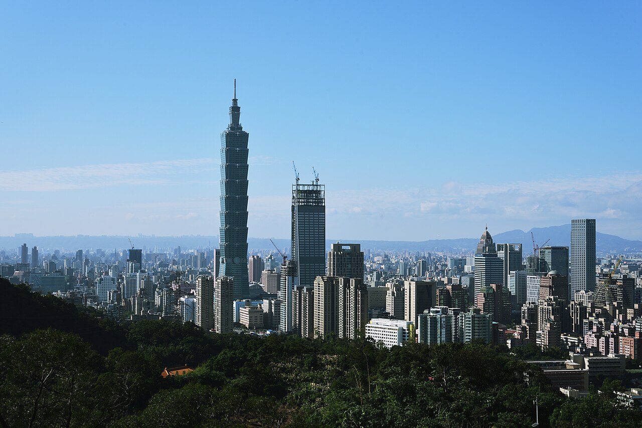 Taipei skyline with Taipei 101
